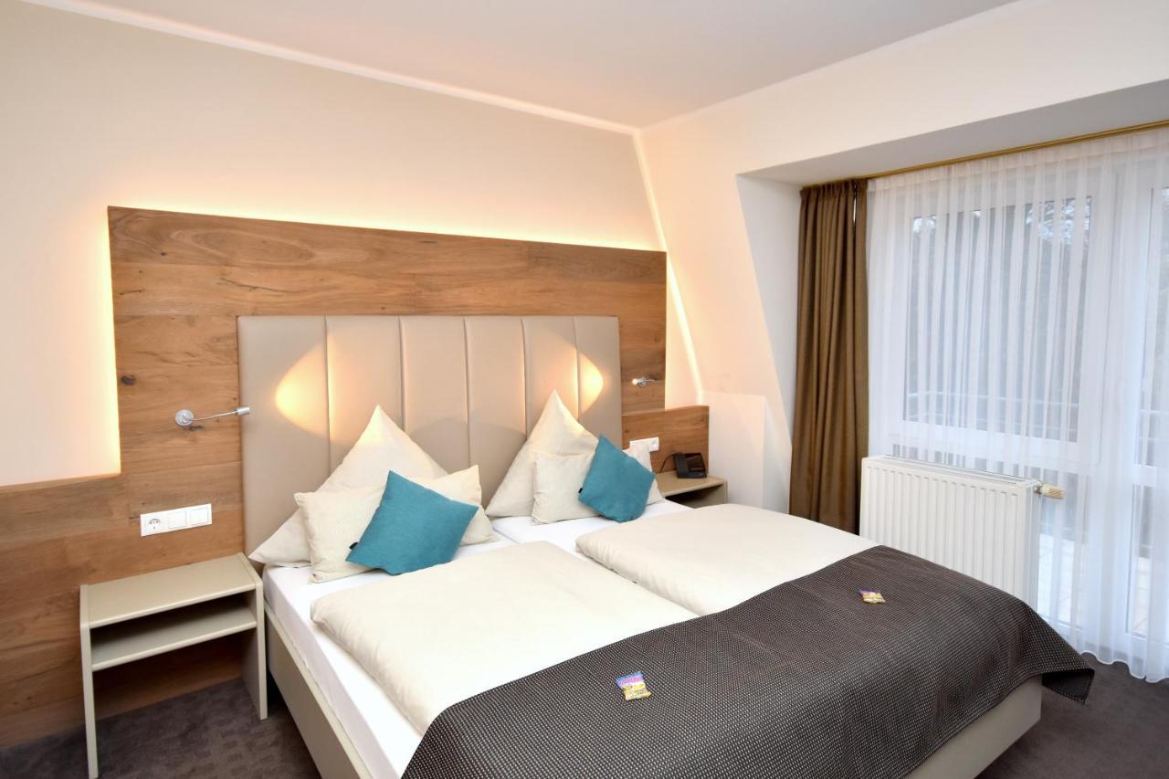 Hotel & Restaurant Zum Deutschen Hause Kirchhatten Dış mekan fotoğraf